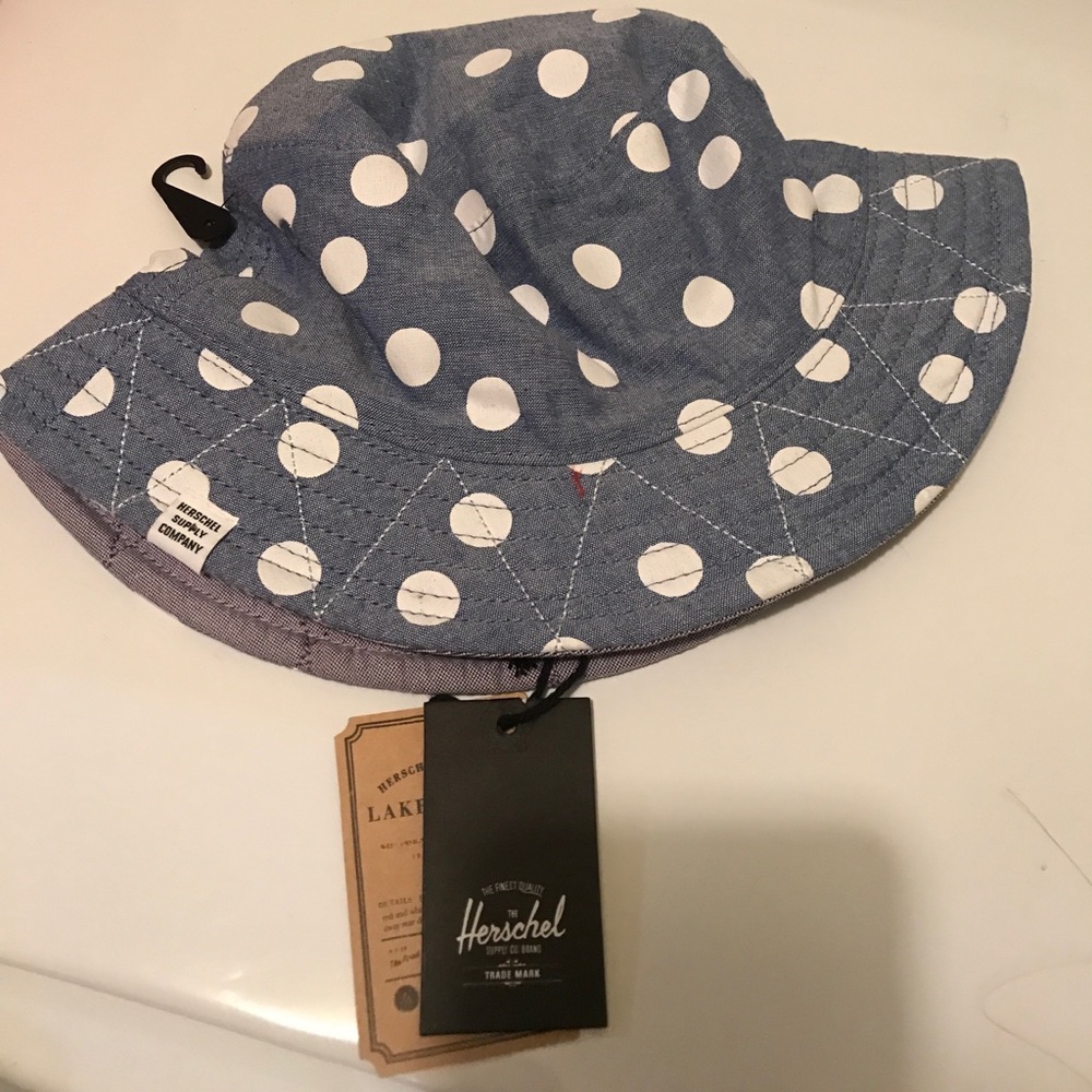Herschel reversible youth bucket hat